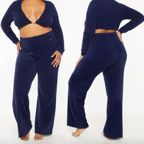 NWOT Savage X Fenty navy blue fuzzy Fluff It Up long sleeve crop top pants set